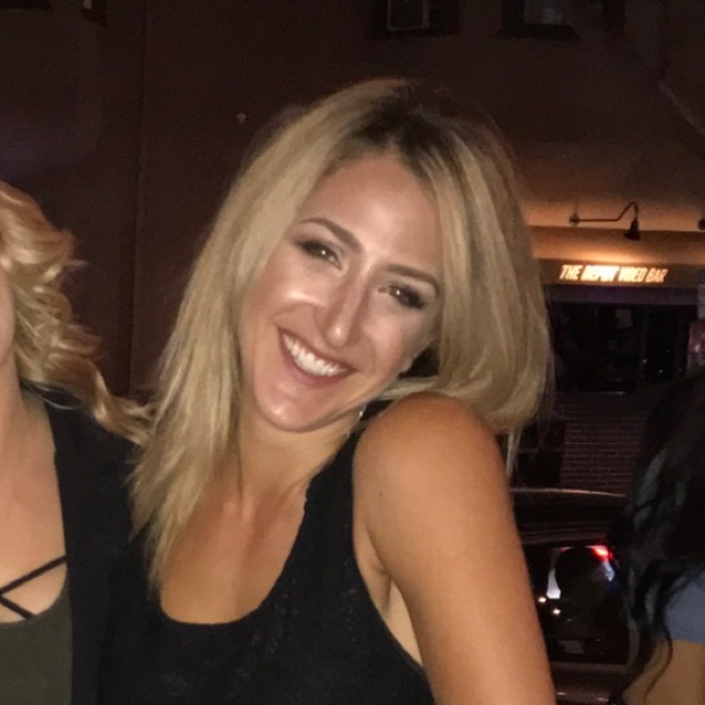Meet your Posher, Courtney